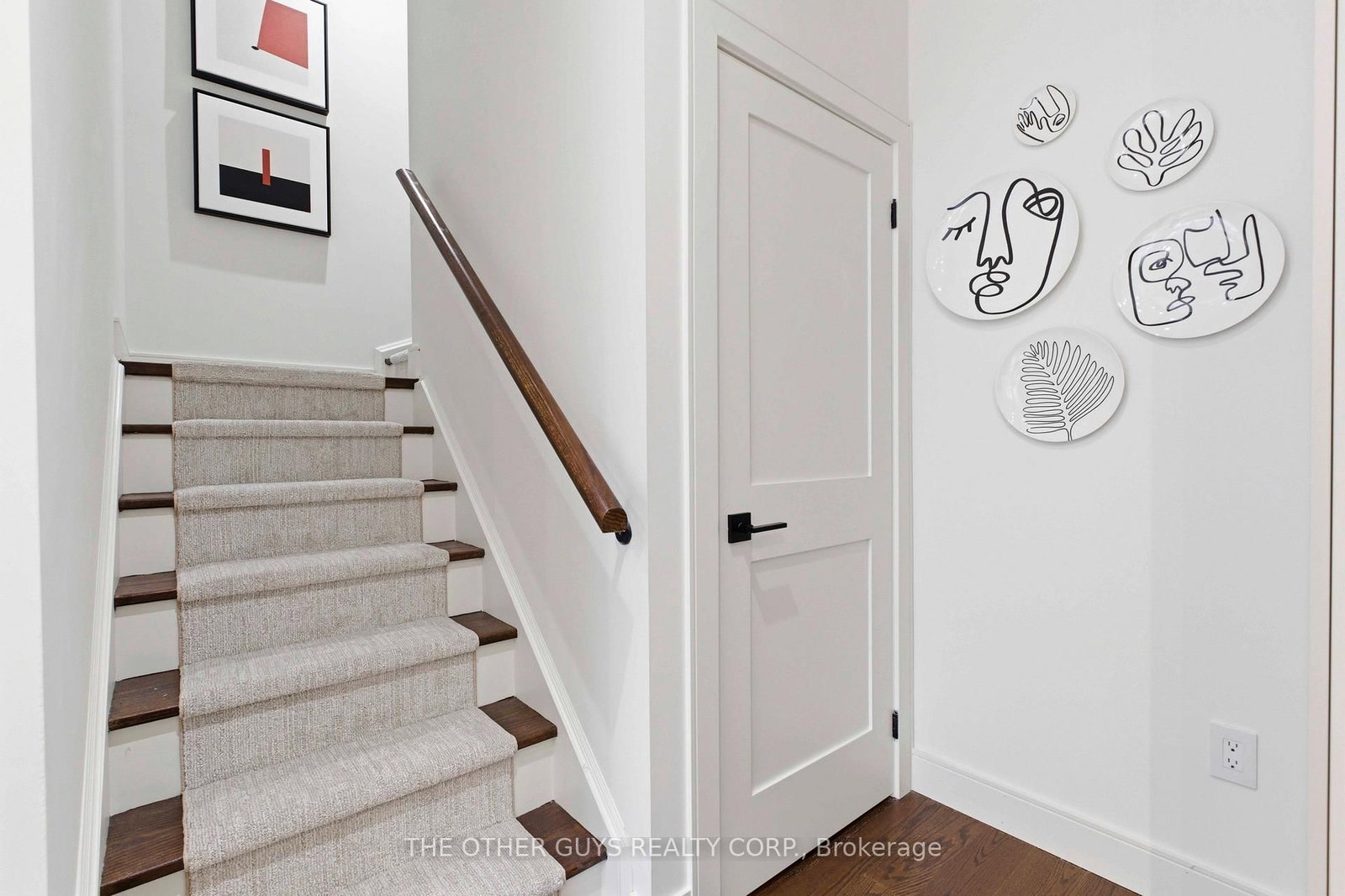 9R Clintwood Gate • #18 • Toronto, ON photo 12