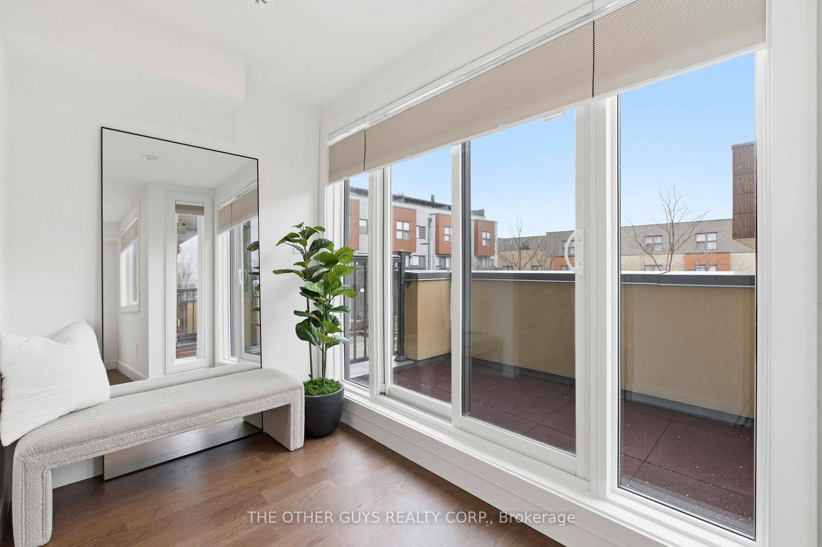 9R Clintwood Gate • #18 • Toronto, ON photo 16