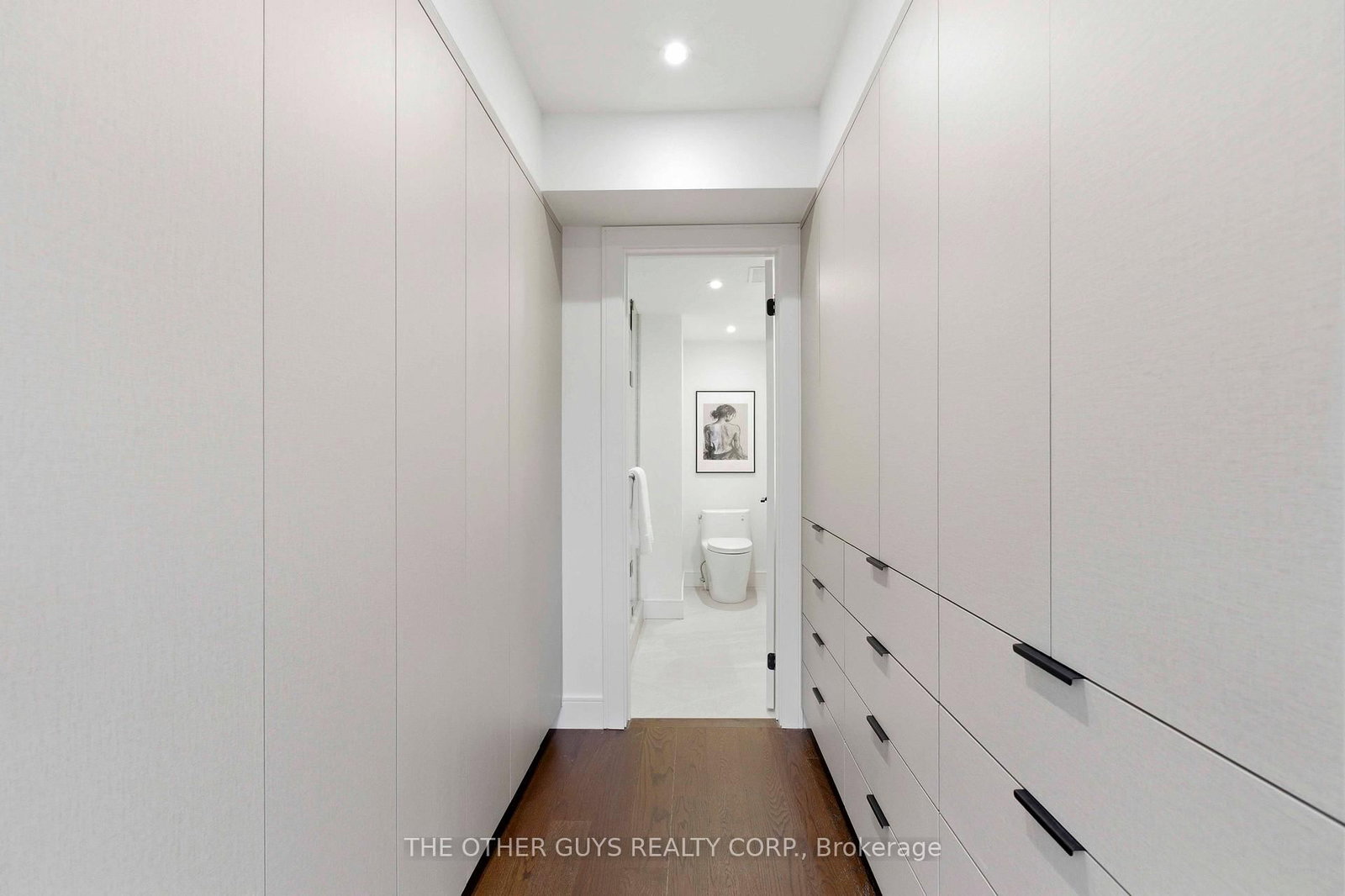 9R Clintwood Gate • #18 • Toronto, ON photo 17