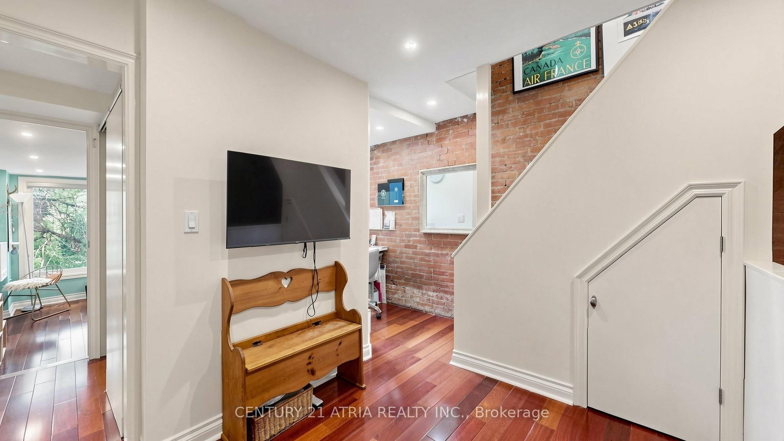 46 Belmont Street • Toronto, ON photo 18