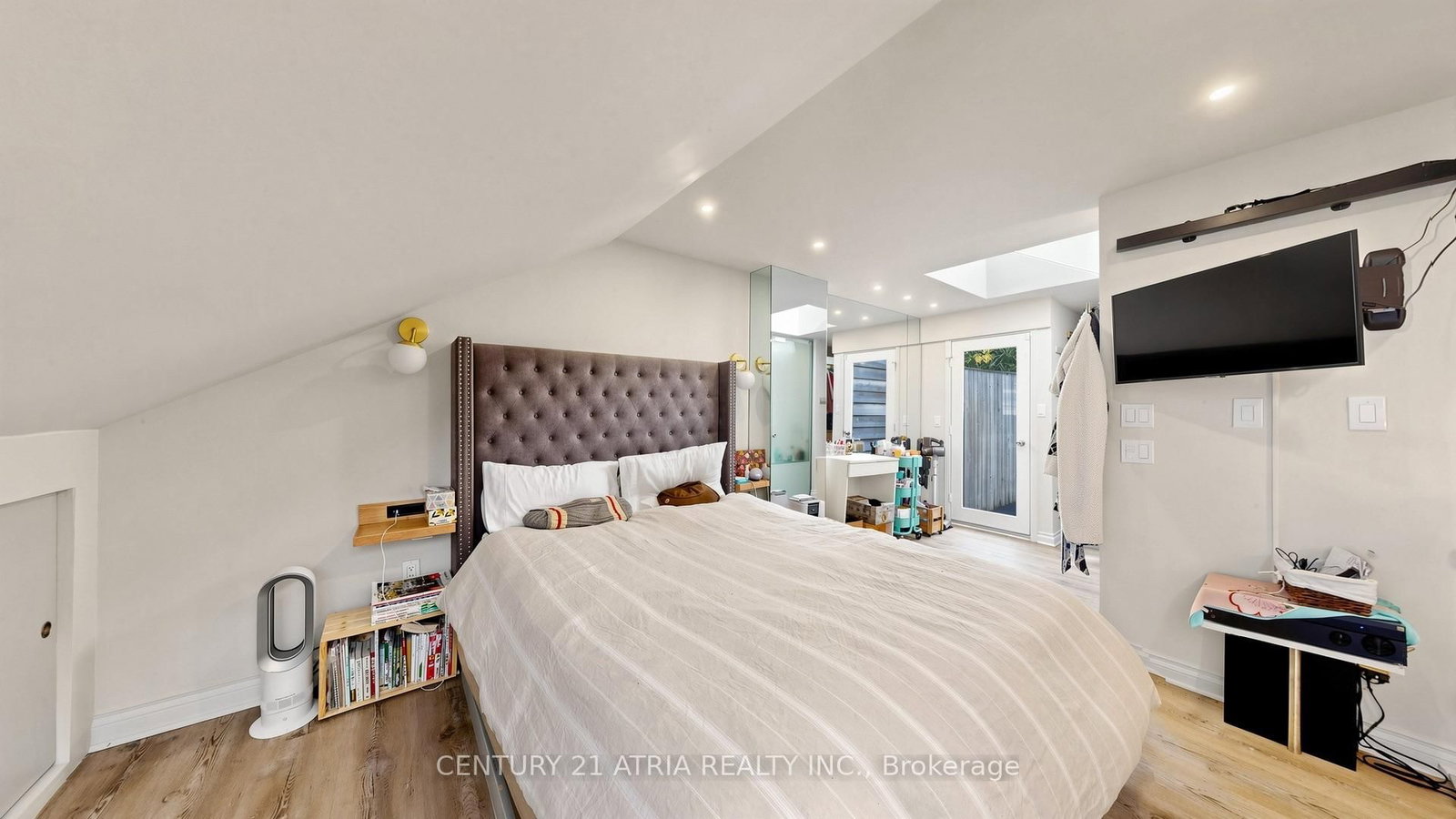 46 Belmont Street • Toronto, ON photo 26