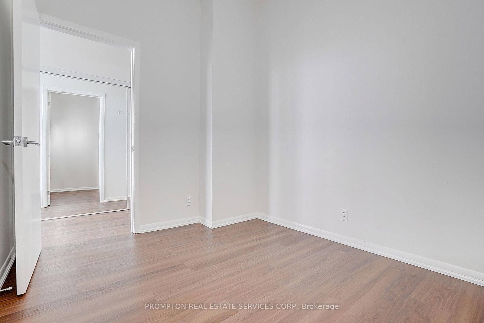 832 Bay Street • #4903 • Toronto, ON photo 19