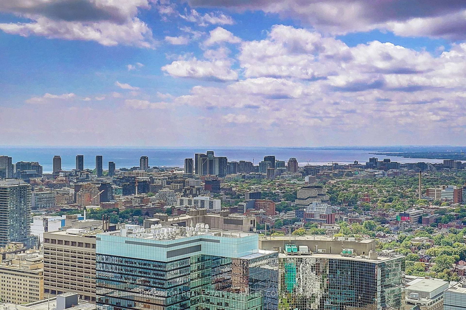 832 Bay Street • #4903 • Toronto, ON photo 33