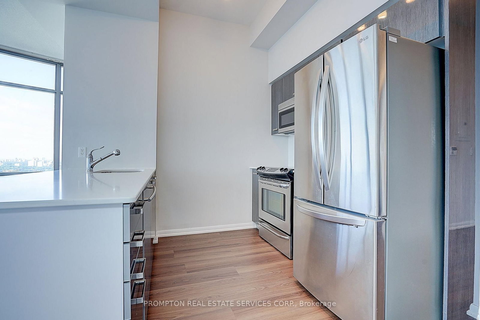 832 Bay Street • #4903 • Toronto, ON photo 5