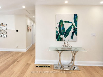 16 Ptarmigan Crescent, Toronto, ON, photo 5