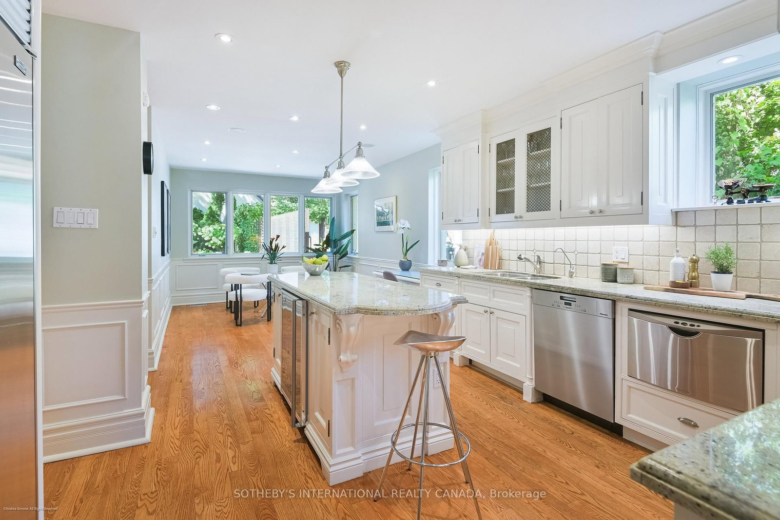 186 Rosedale Heights Drive • Toronto, ON photo 15