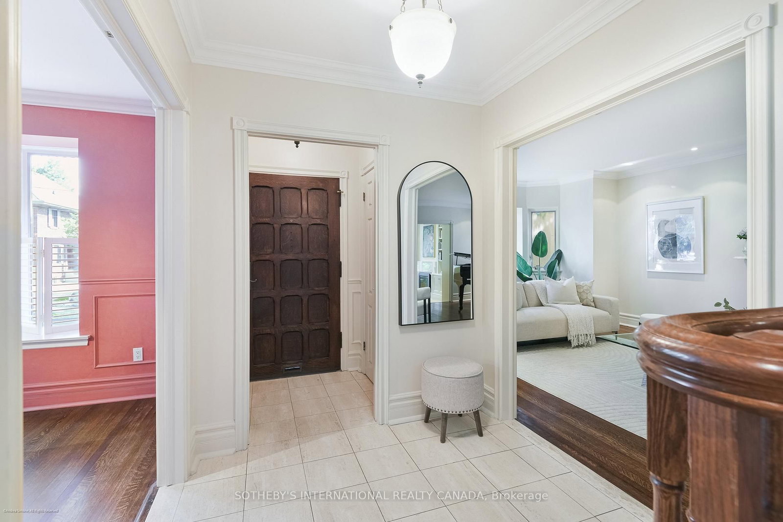186 Rosedale Heights Drive • Toronto, ON photo 3