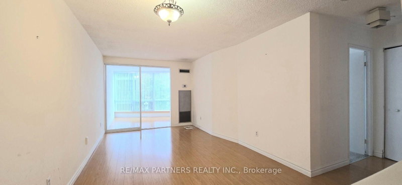 208 - 1055 Bay Street