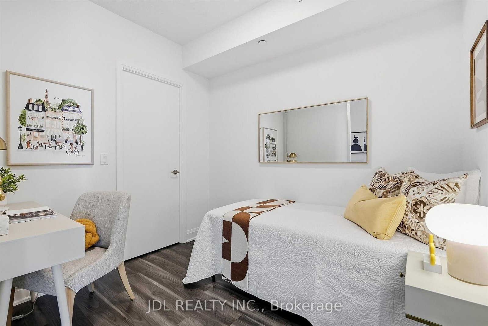 68 Canterbury Place • #220 • Toronto, ON photo 23
