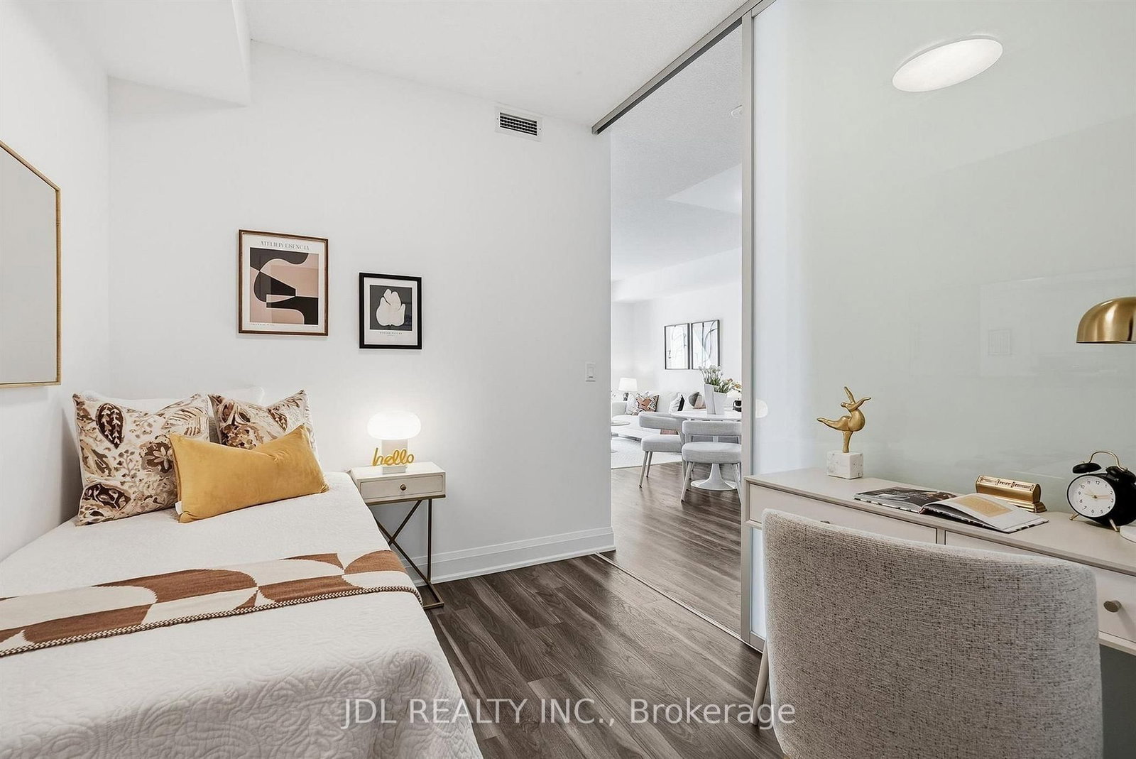 68 Canterbury Place • #220 • Toronto, ON photo 24