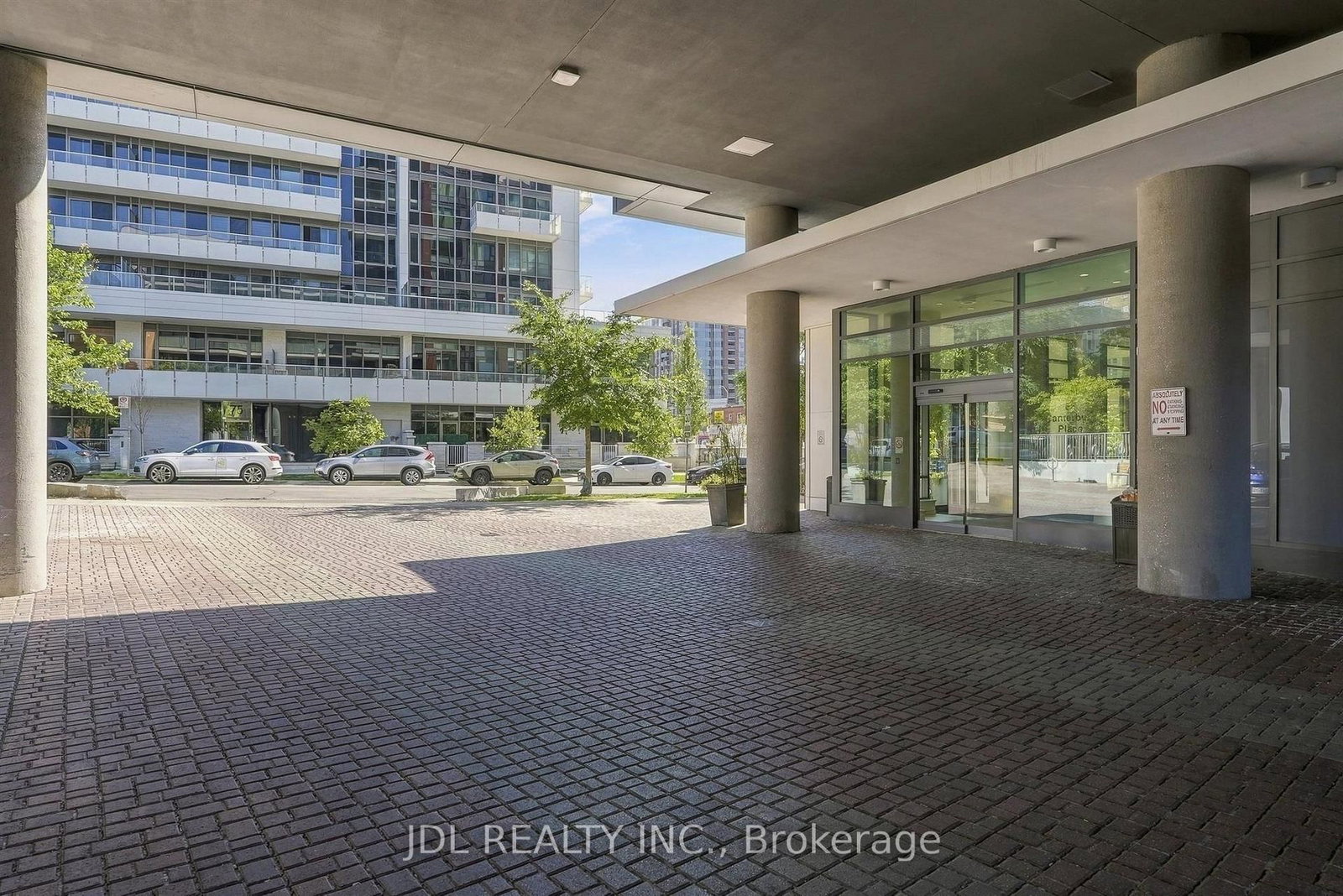 68 Canterbury Place • #220 • Toronto, ON photo 34
