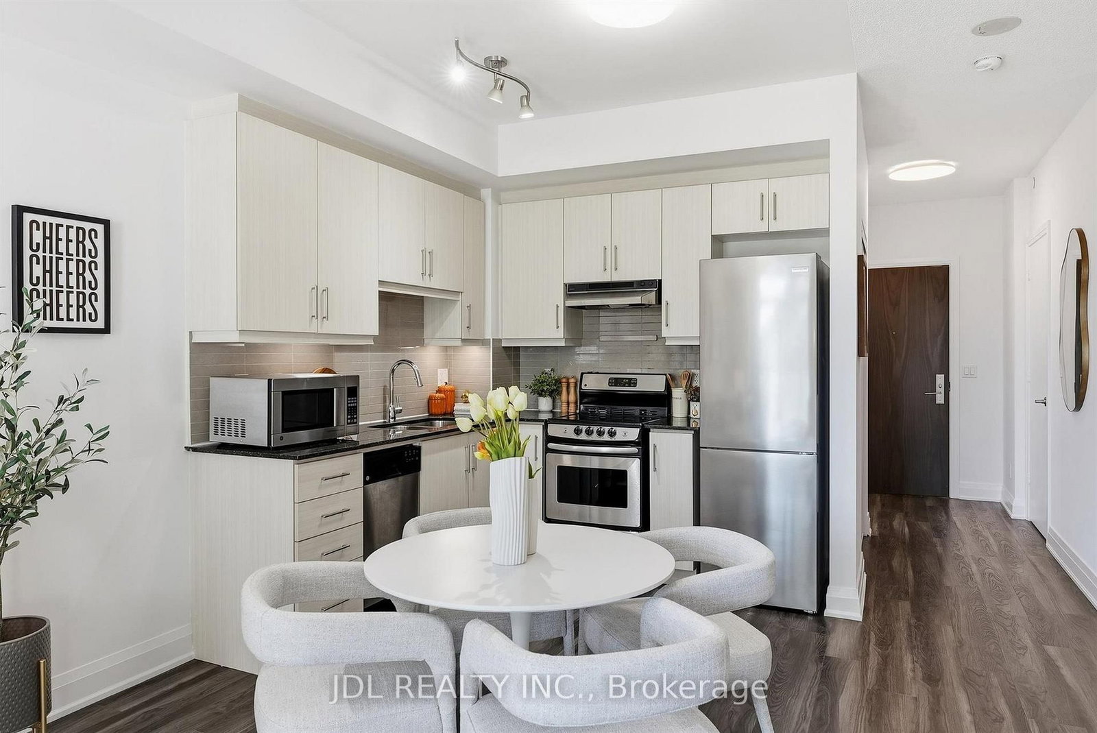 68 Canterbury Place • #220 • Toronto, ON photo 9