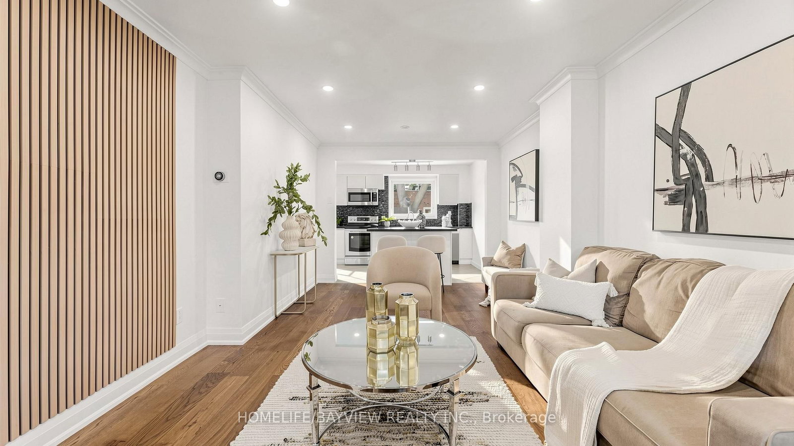 27 Bedle Avenue • Toronto, ON photo 10