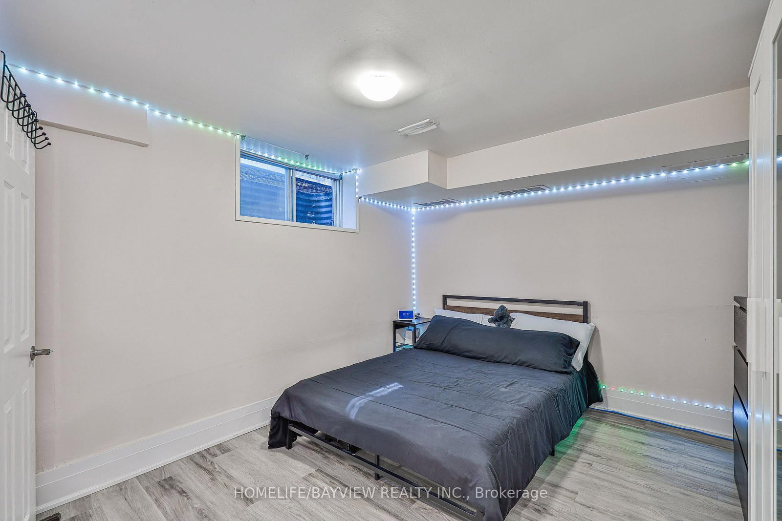 27 Bedle Avenue • Toronto, ON photo 38