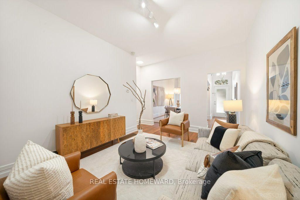 58 Foxley Street • Toronto, ON photo 13