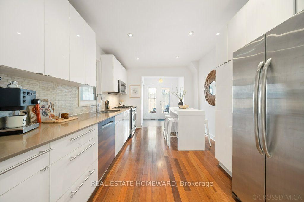 58 Foxley Street • Toronto, ON photo 16