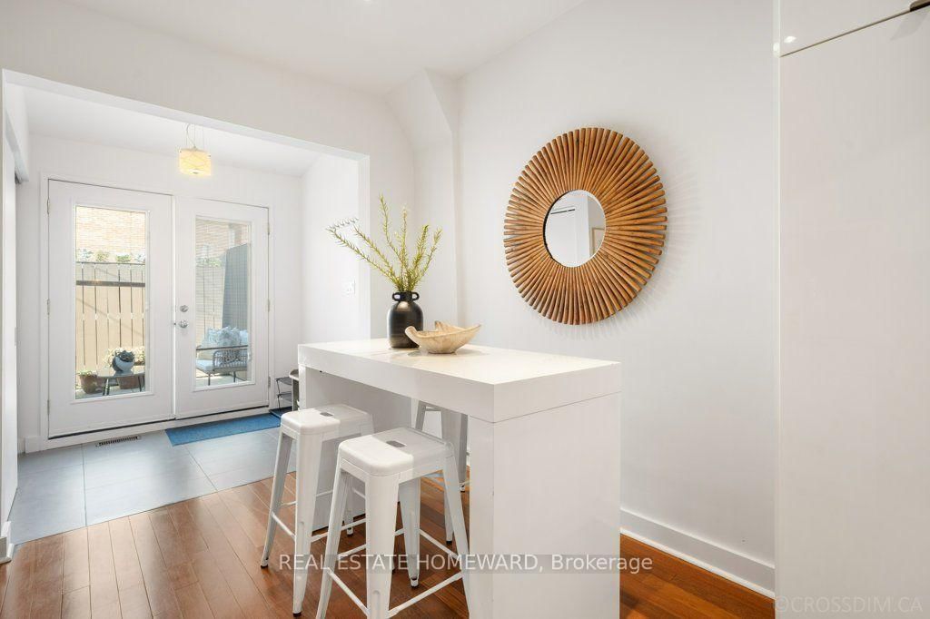 58 Foxley Street • Toronto, ON photo 17