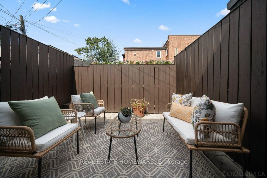 58 Foxley Street • Toronto, ON photo 18