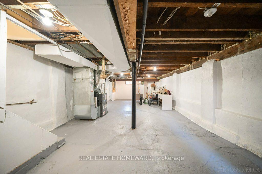 58 Foxley Street • Toronto, ON photo 36