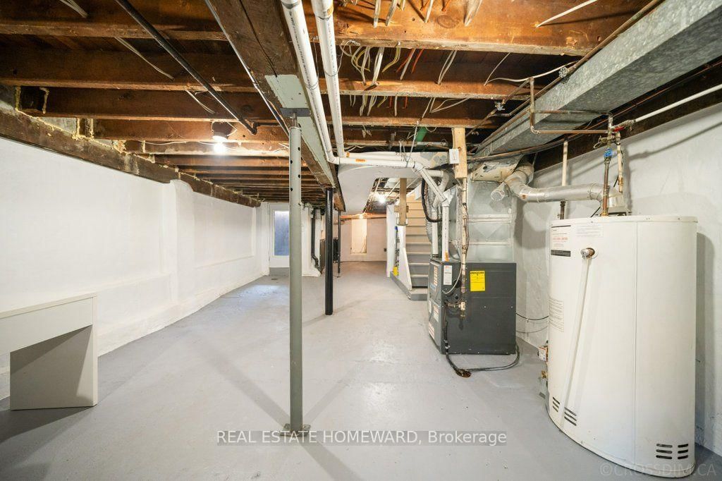 58 Foxley Street • Toronto, ON photo 38