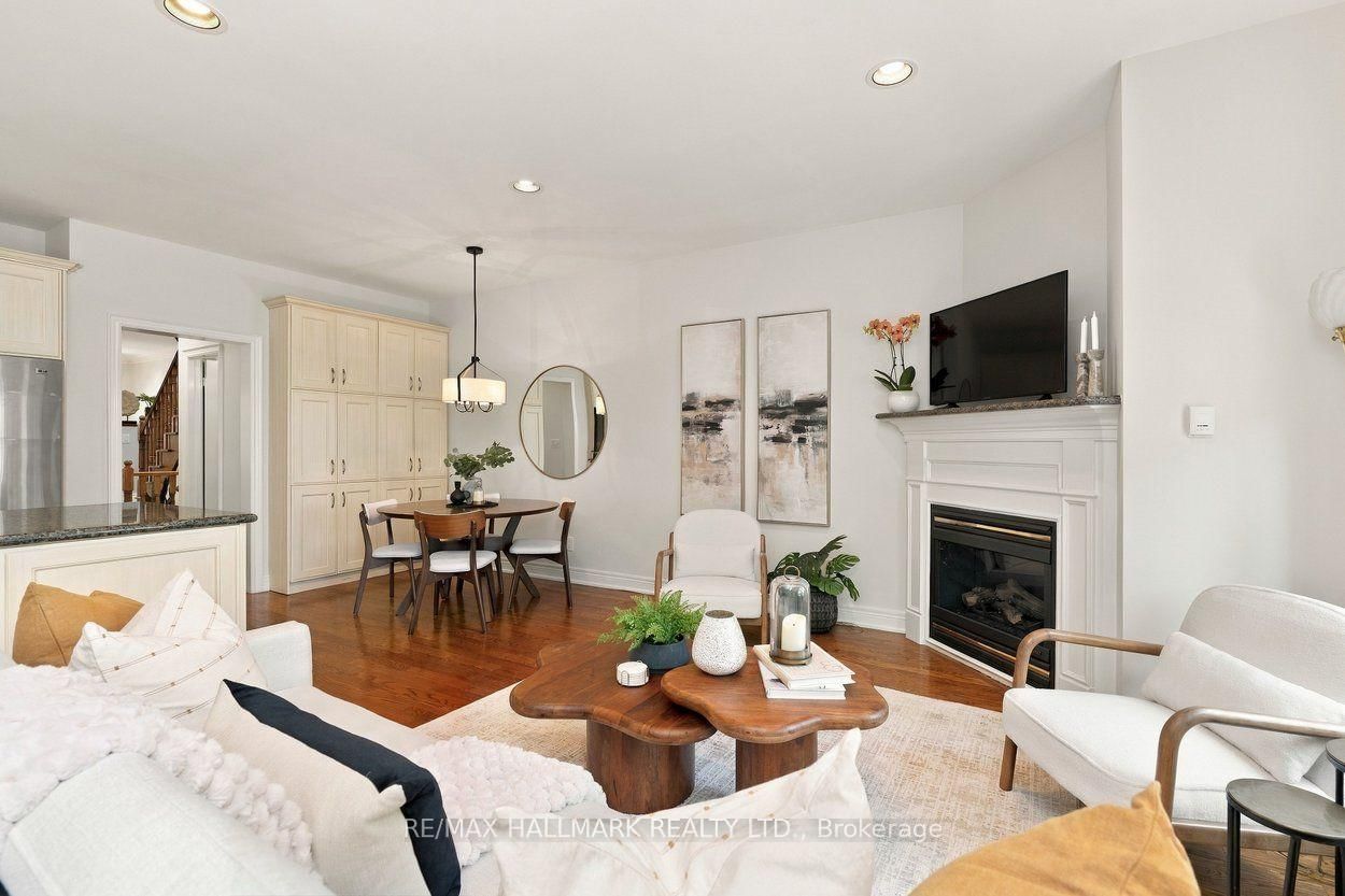 53 Fairchild Avenue • Toronto, ON photo 11