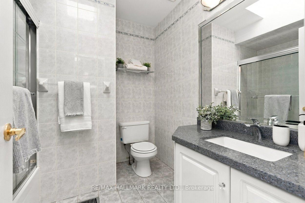 53 Fairchild Avenue • Toronto, ON photo 21