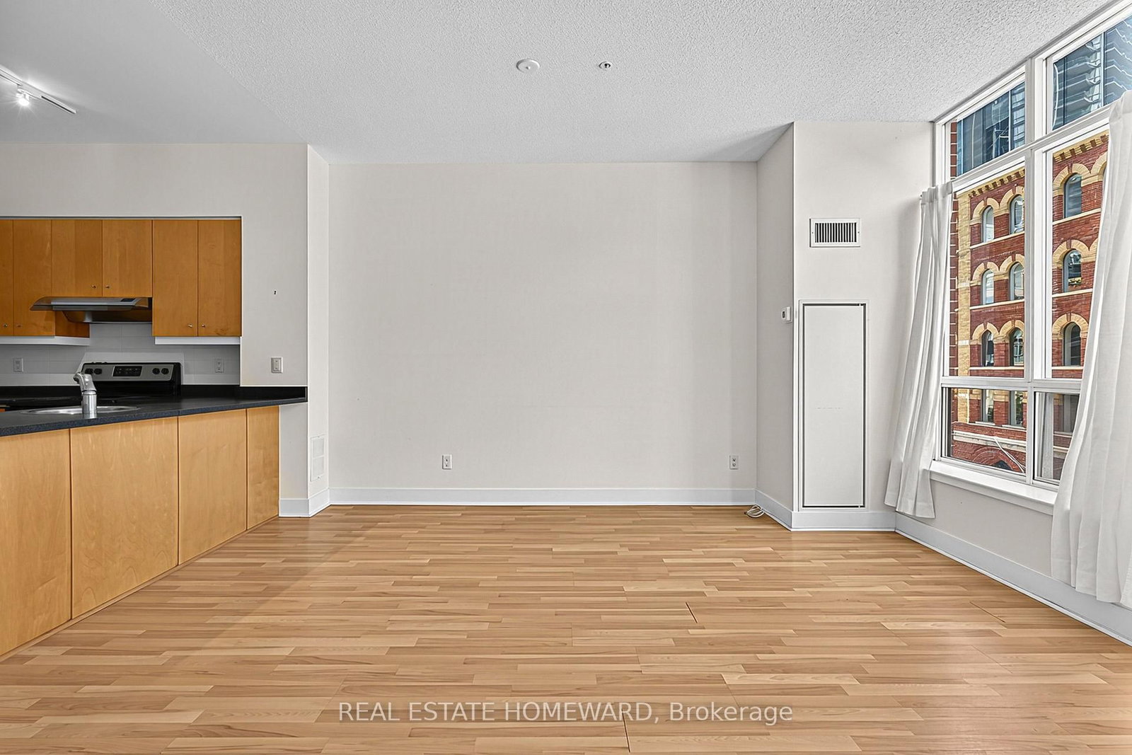 168 King Street E • #302 • Toronto, ON photo 16