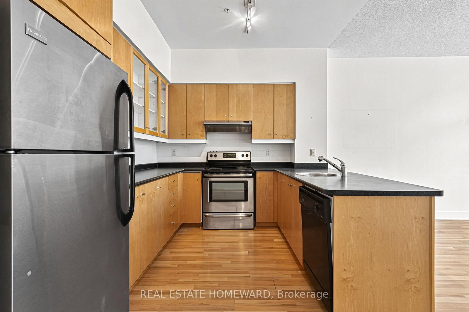 168 King Street E • #302 • Toronto, ON photo 22