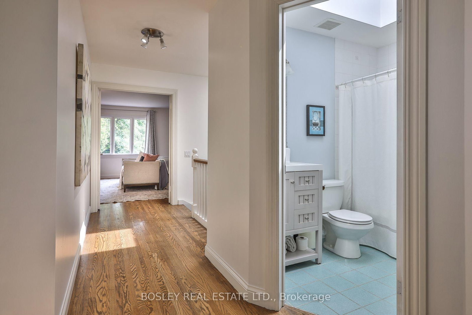 27 Cameron Crescent • Toronto, ON photo 32