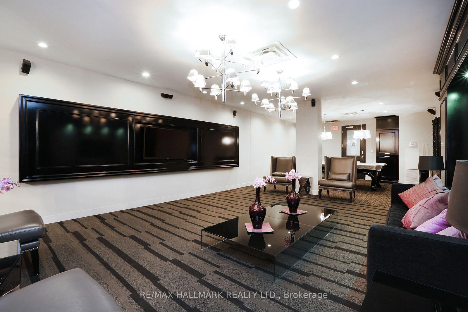 510 King Street E • #402 • Toronto, ON photo 36
