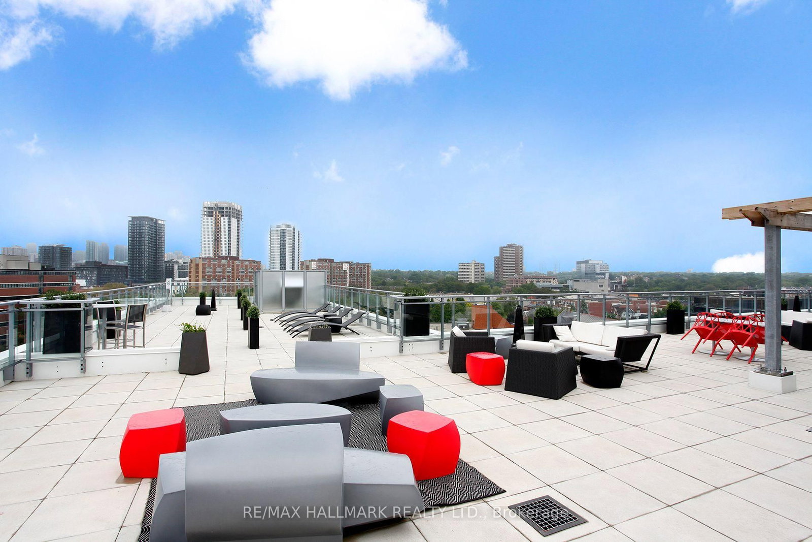 510 King Street E • #402 • Toronto, ON photo 39