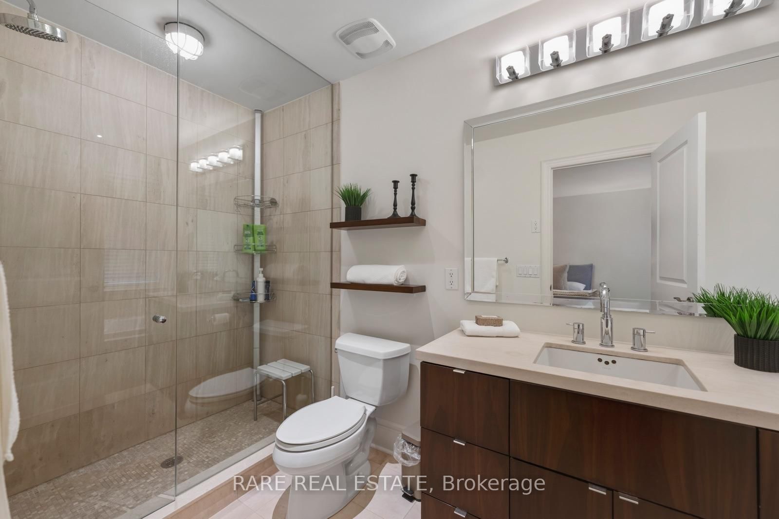 57 Snowdon Avenue • Toronto, ON photo 14