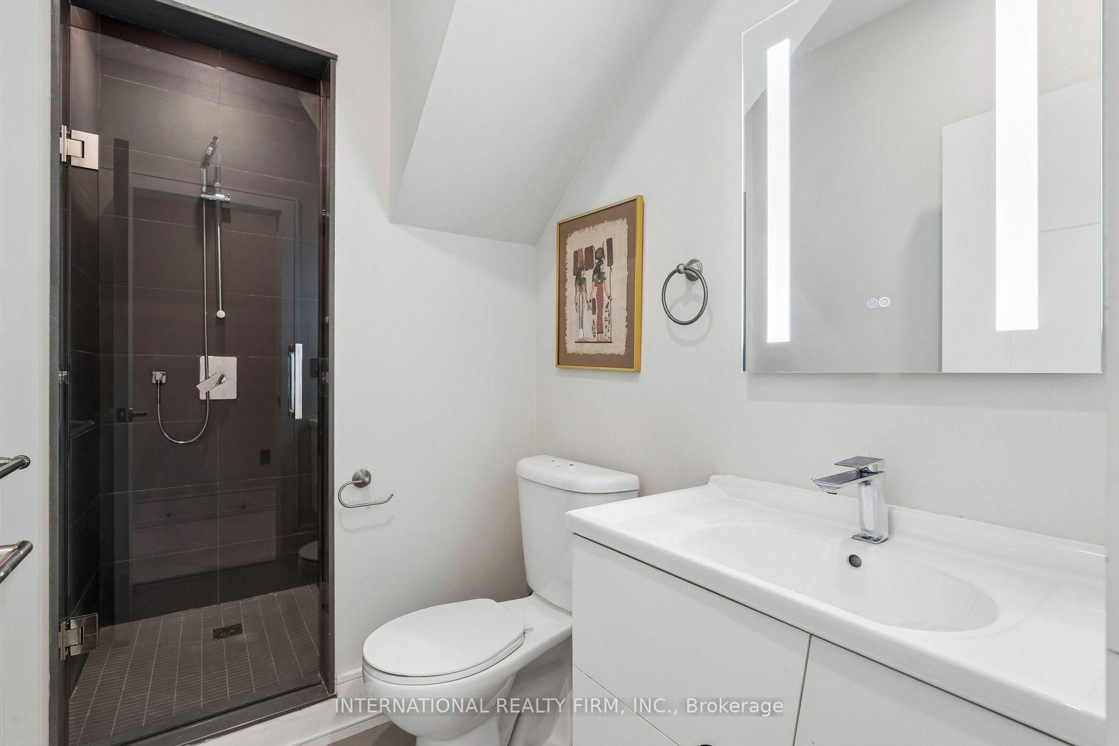 39 Wilmington Avenue • Toronto, ON photo 29