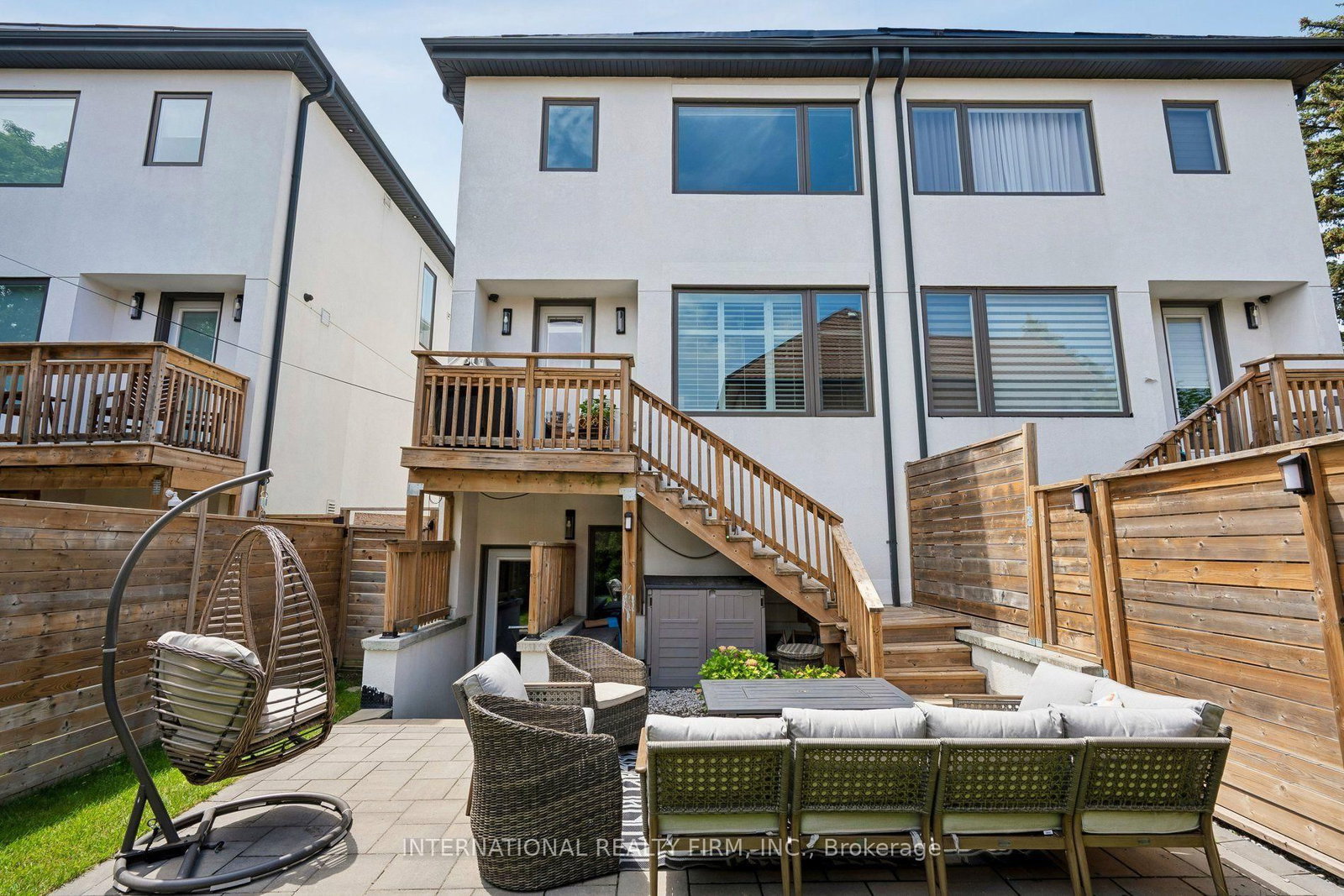 39 Wilmington Avenue • Toronto, ON photo 33