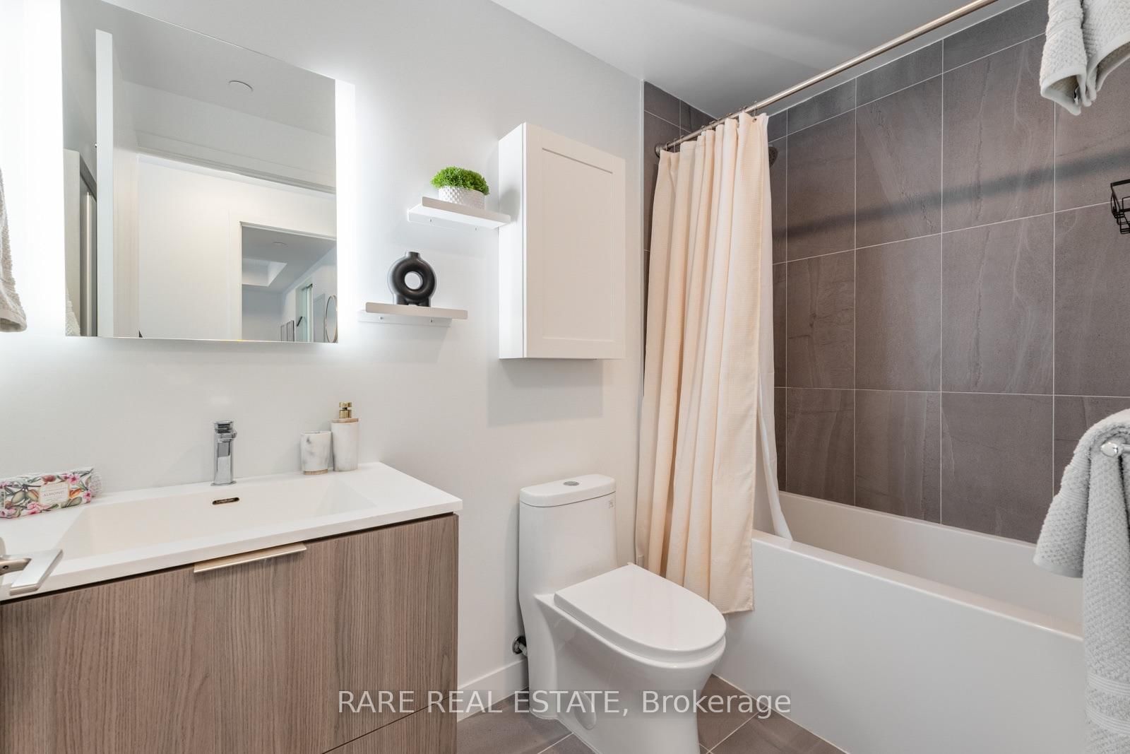 185 Alberta Avenue • #410 • Toronto, ON photo 11