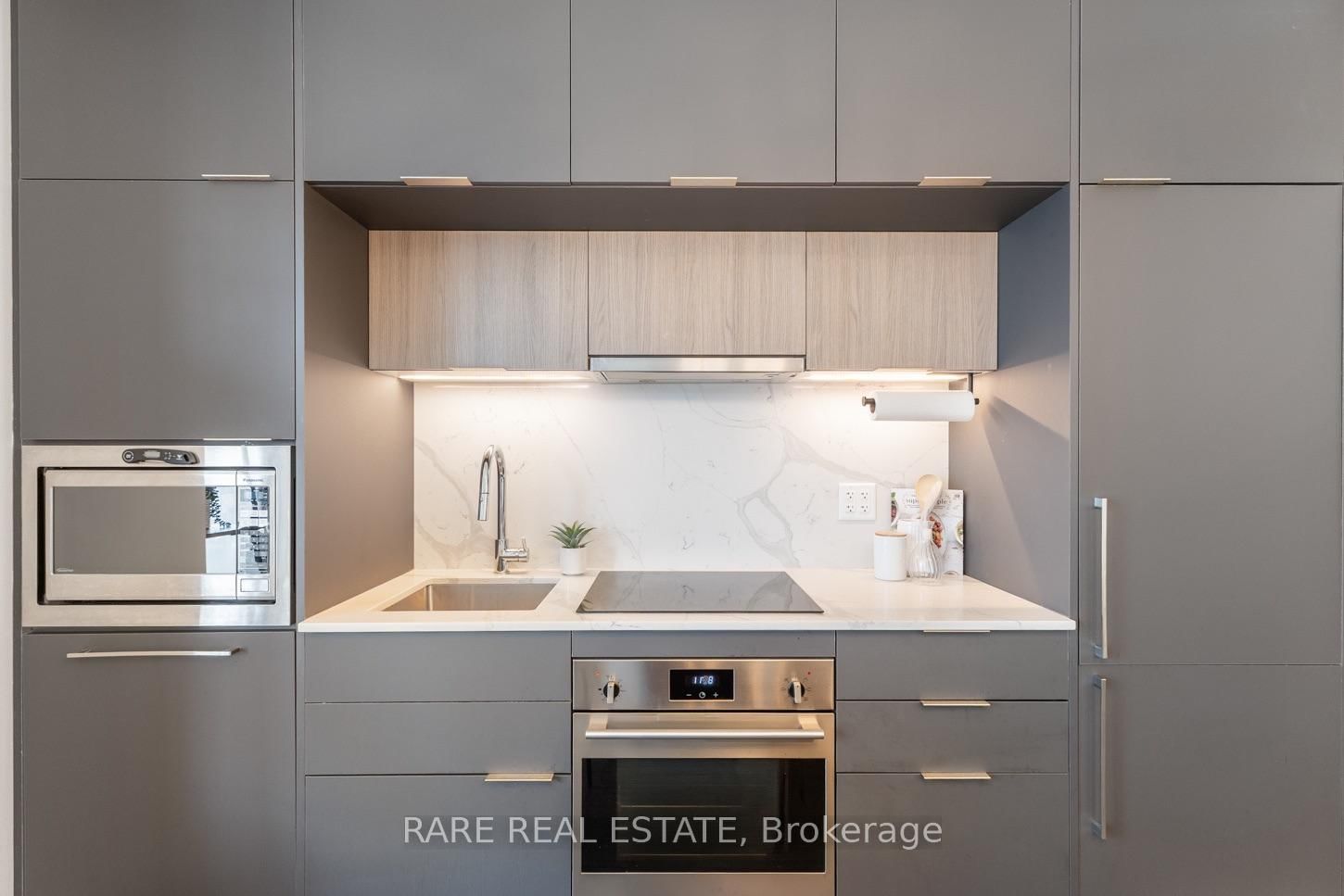 185 Alberta Avenue • #410 • Toronto, ON photo 4