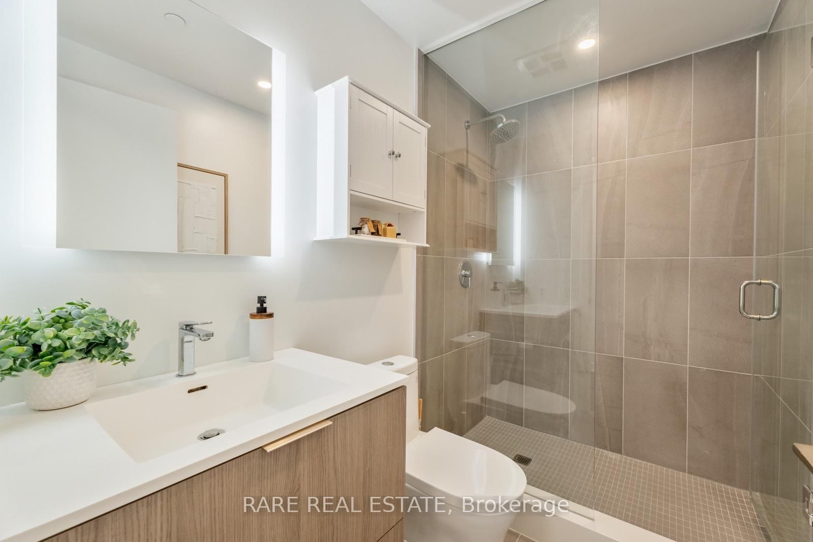 185 Alberta Avenue • #410 • Toronto, ON photo 8