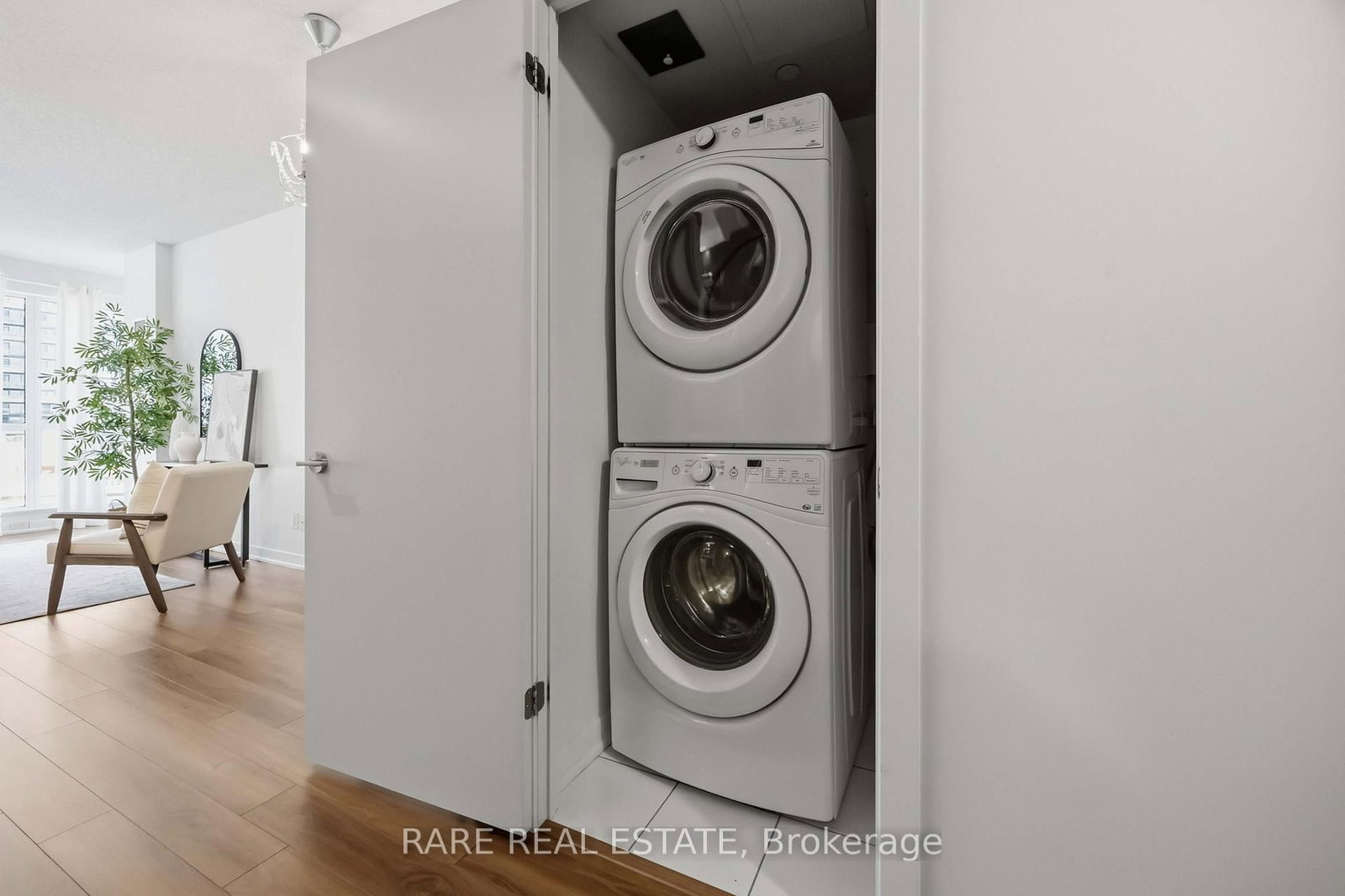 60 Berwick Avenue • #518 • Toronto, ON photo 19