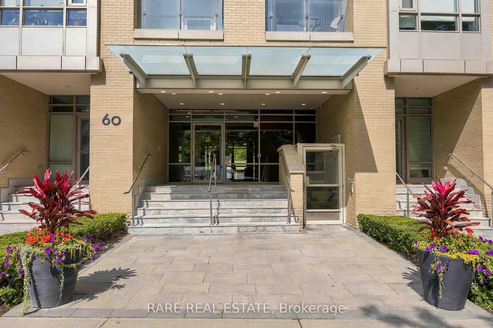 60 Berwick Avenue • #518 • Toronto, ON photo 24