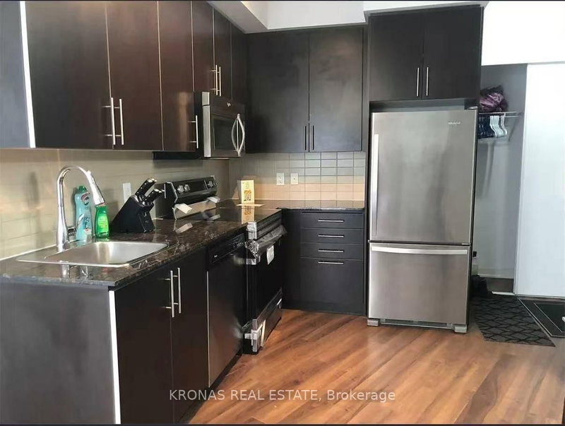 60 Berwick Ave photo 5