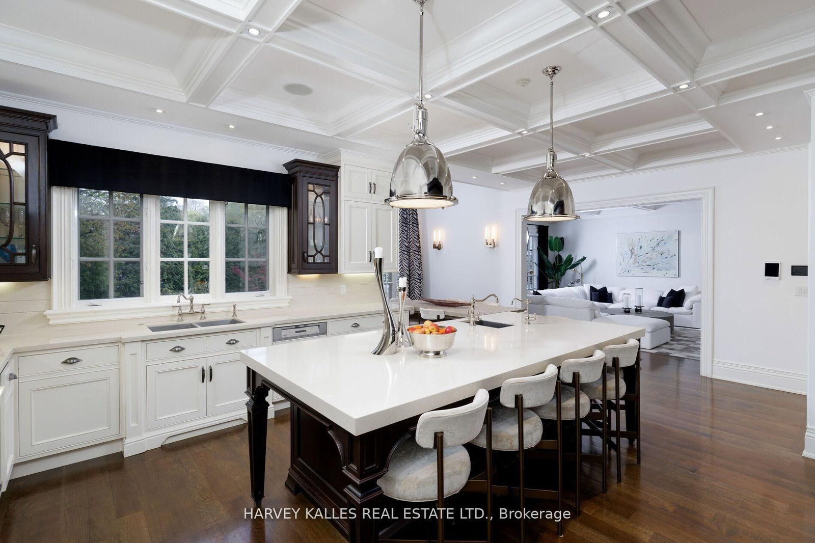 215 Dunvegan Rd, Toronto, view 18