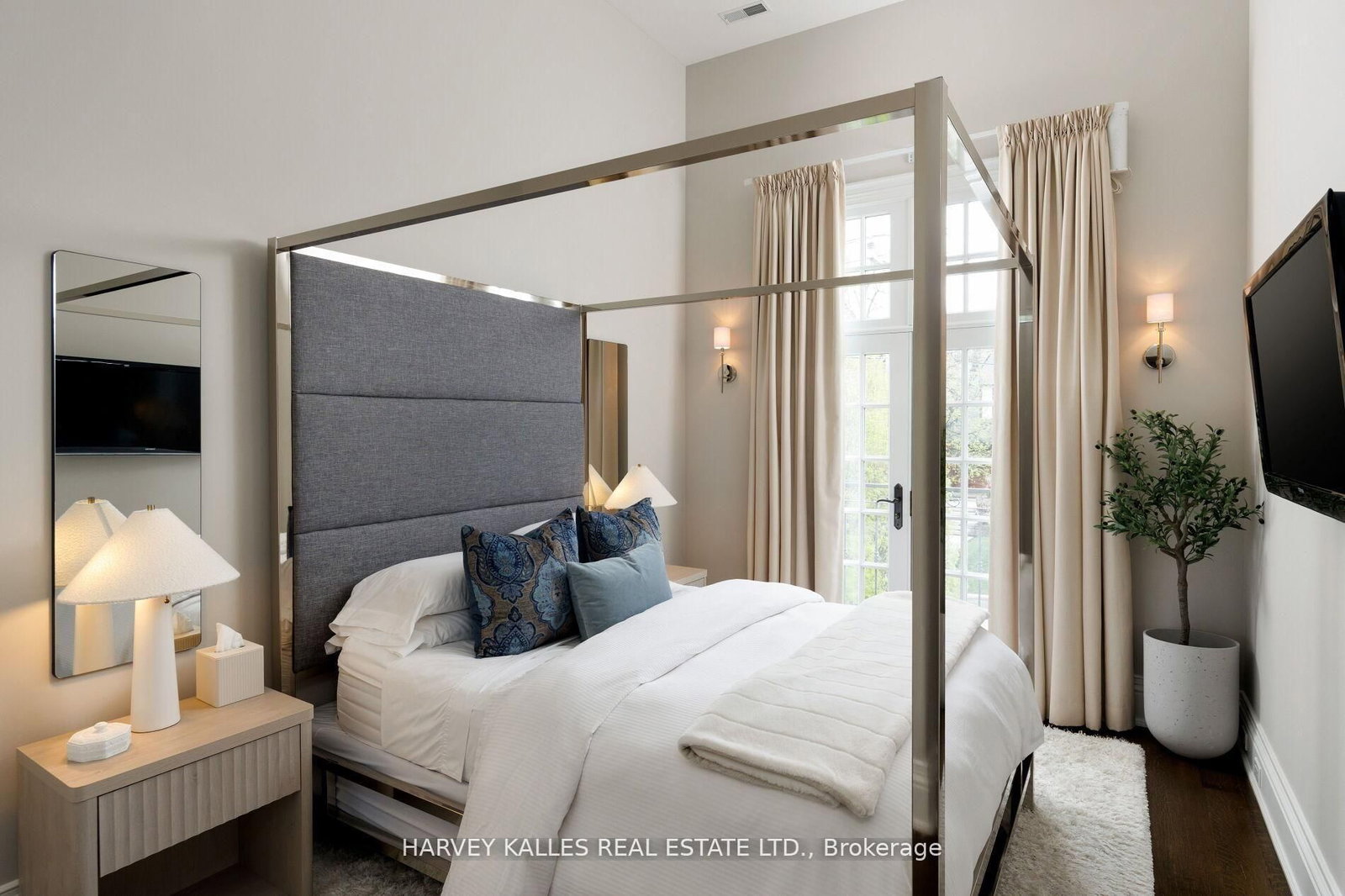 215 Dunvegan Rd, Toronto, view 36