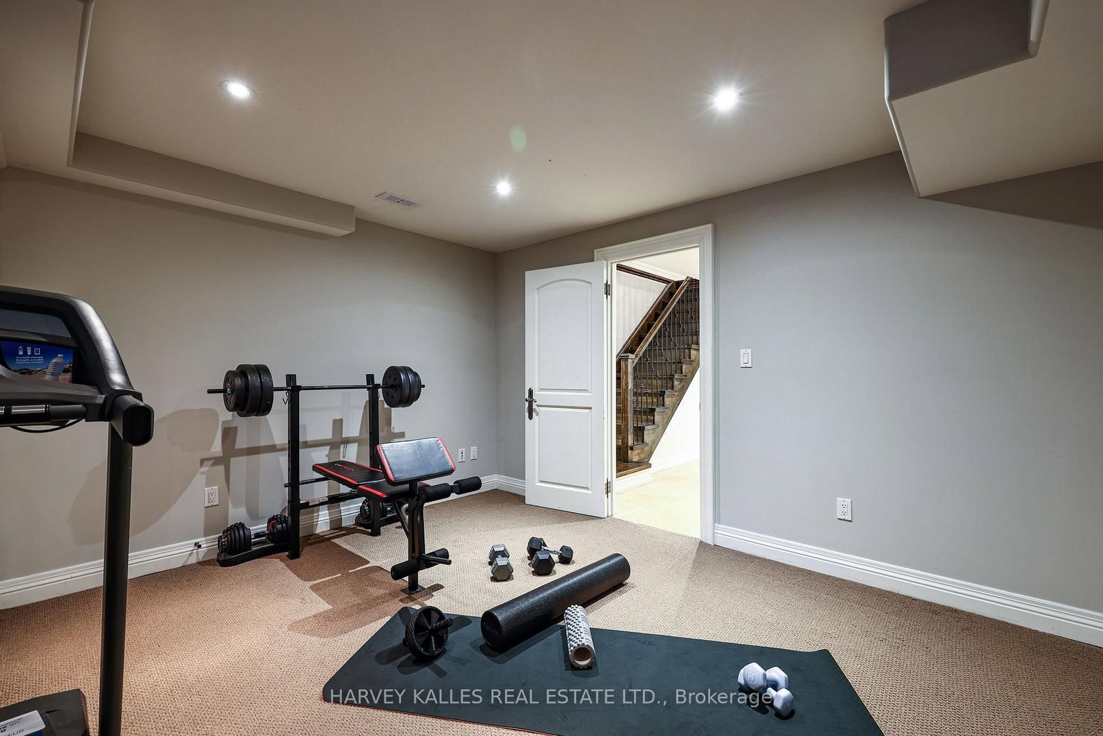599 Woburn Avenue • Toronto, ON photo 36