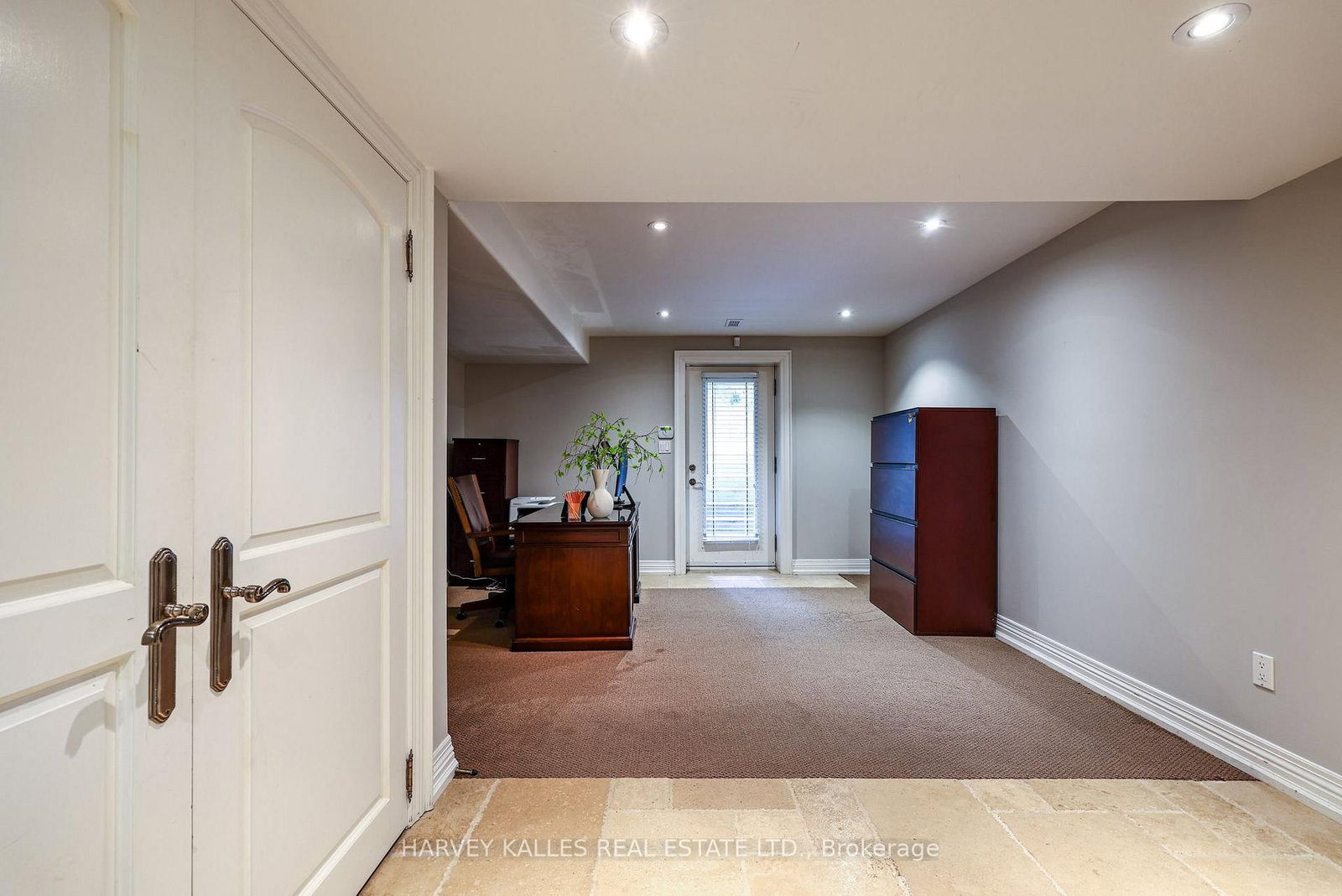 599 Woburn Avenue • Toronto, ON photo 39