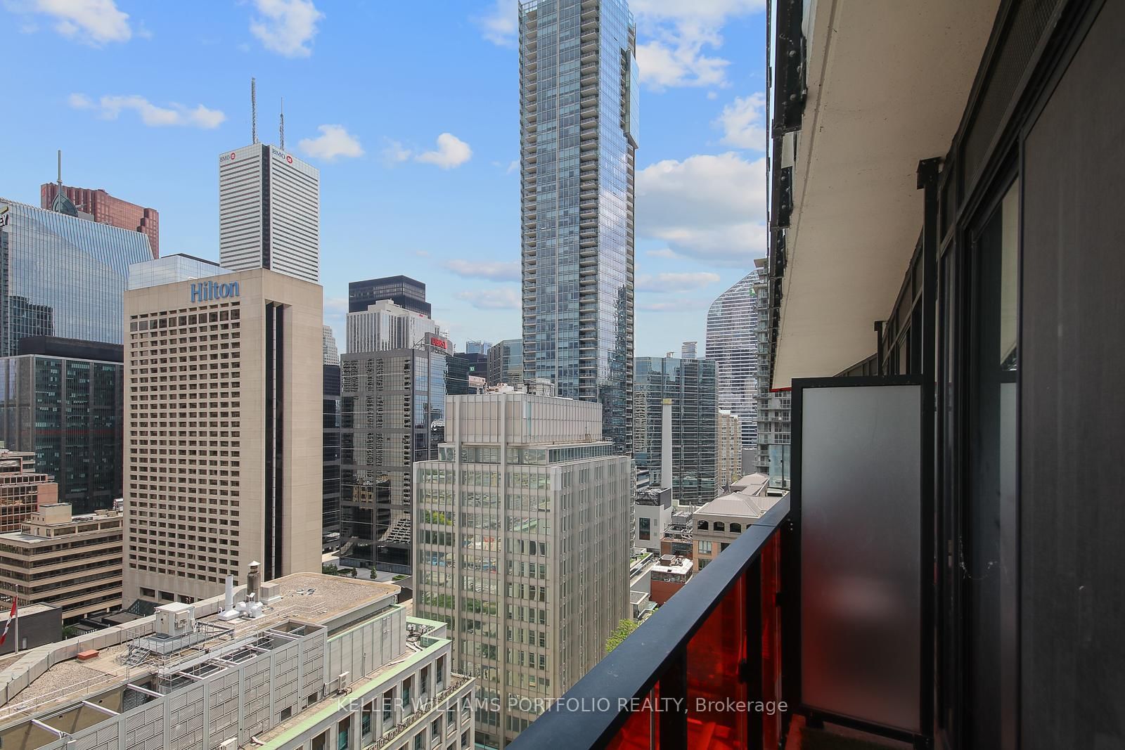 1909-215 Queen St, Toronto, view 13