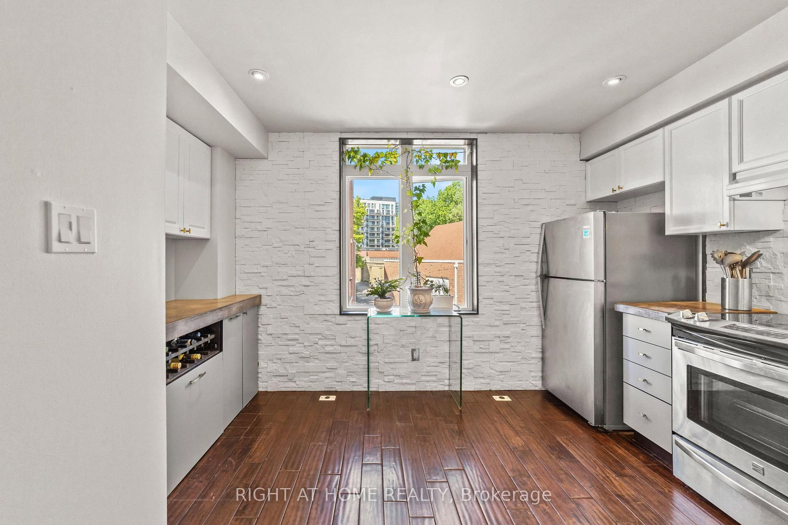 12 Sudbury Street • #2608 • Toronto, ON photo 5