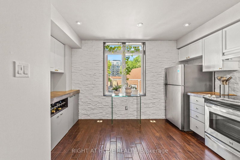12 Sudbury St photo 5