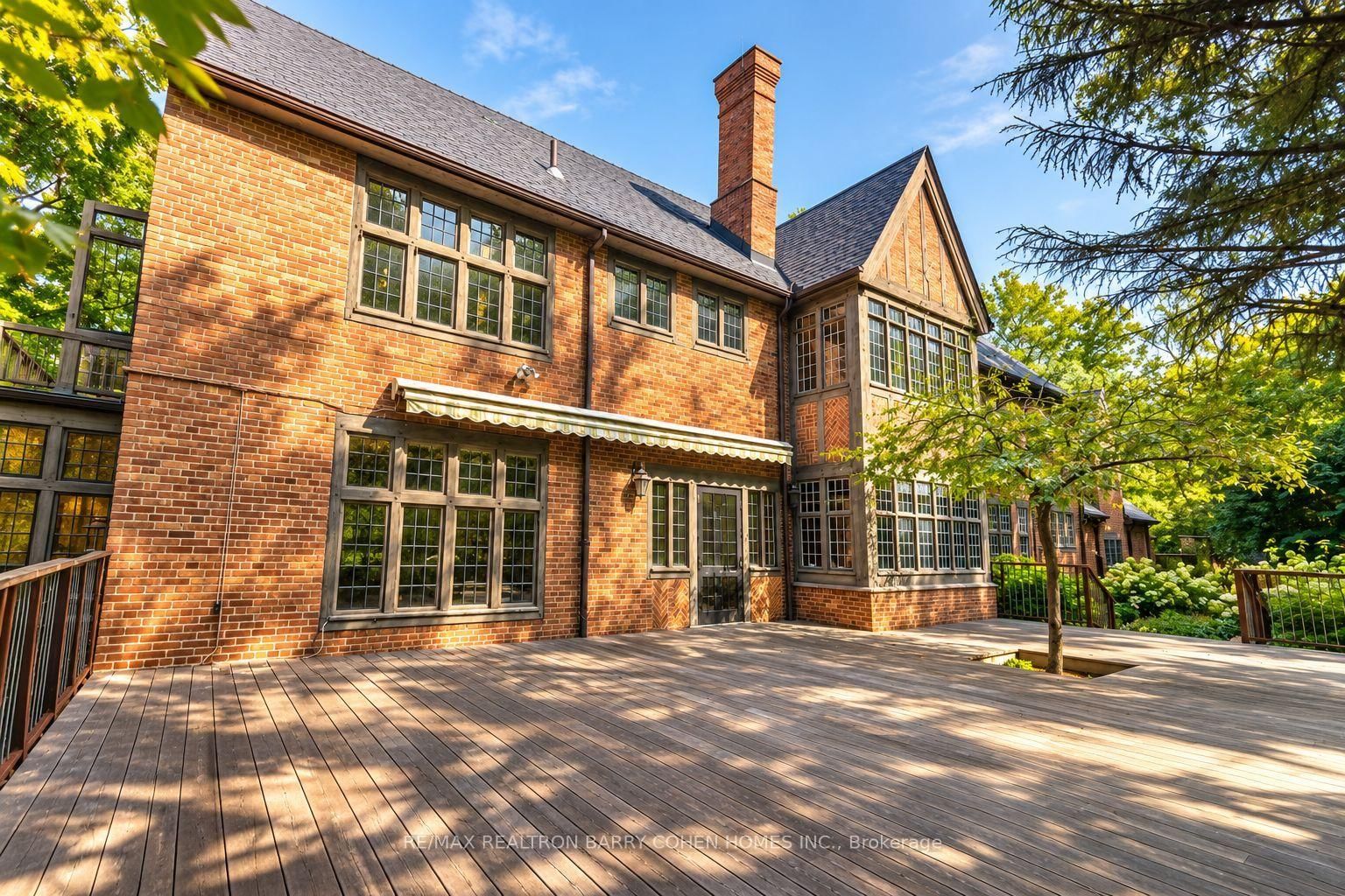 372 Old Yonge St, Toronto, view 29
