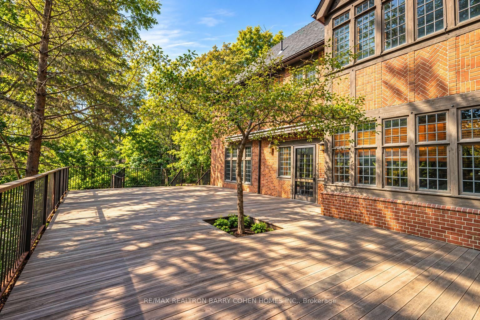 372 Old Yonge St, Toronto, view 30