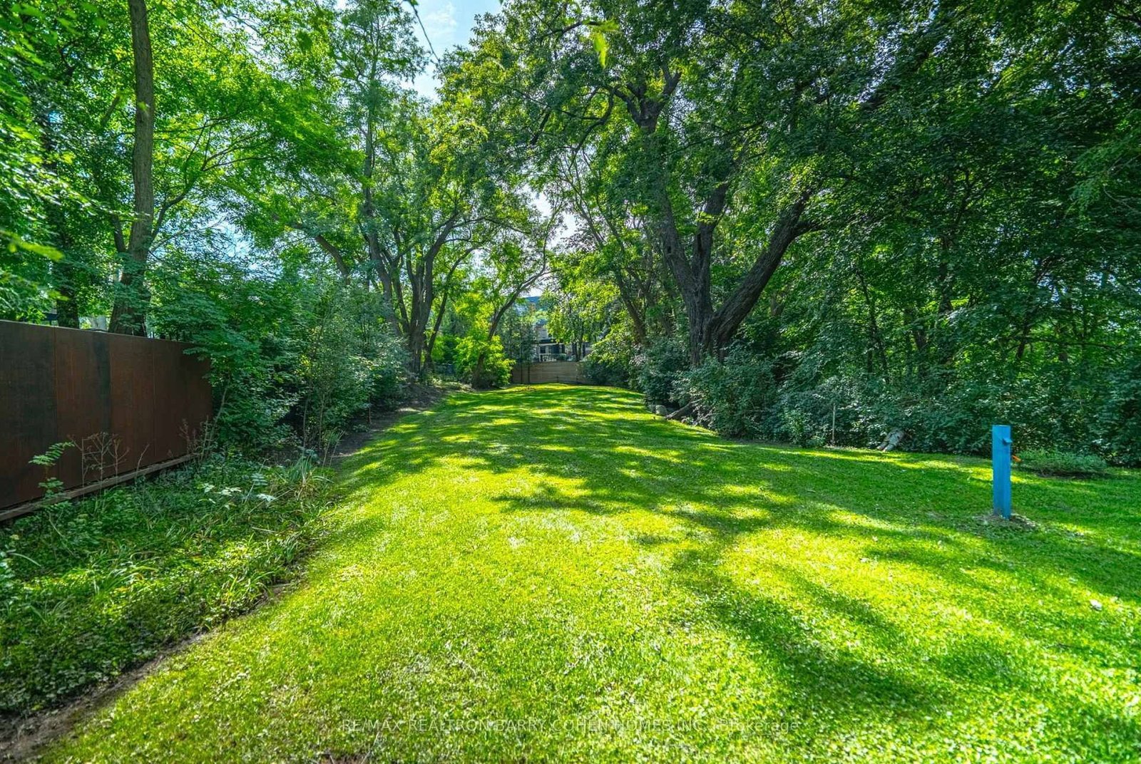 372 Old Yonge St, Toronto, view 32